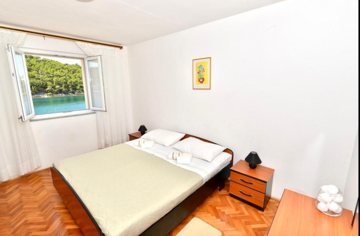 Apartment Niksa Novigrad  Eksteriør billede