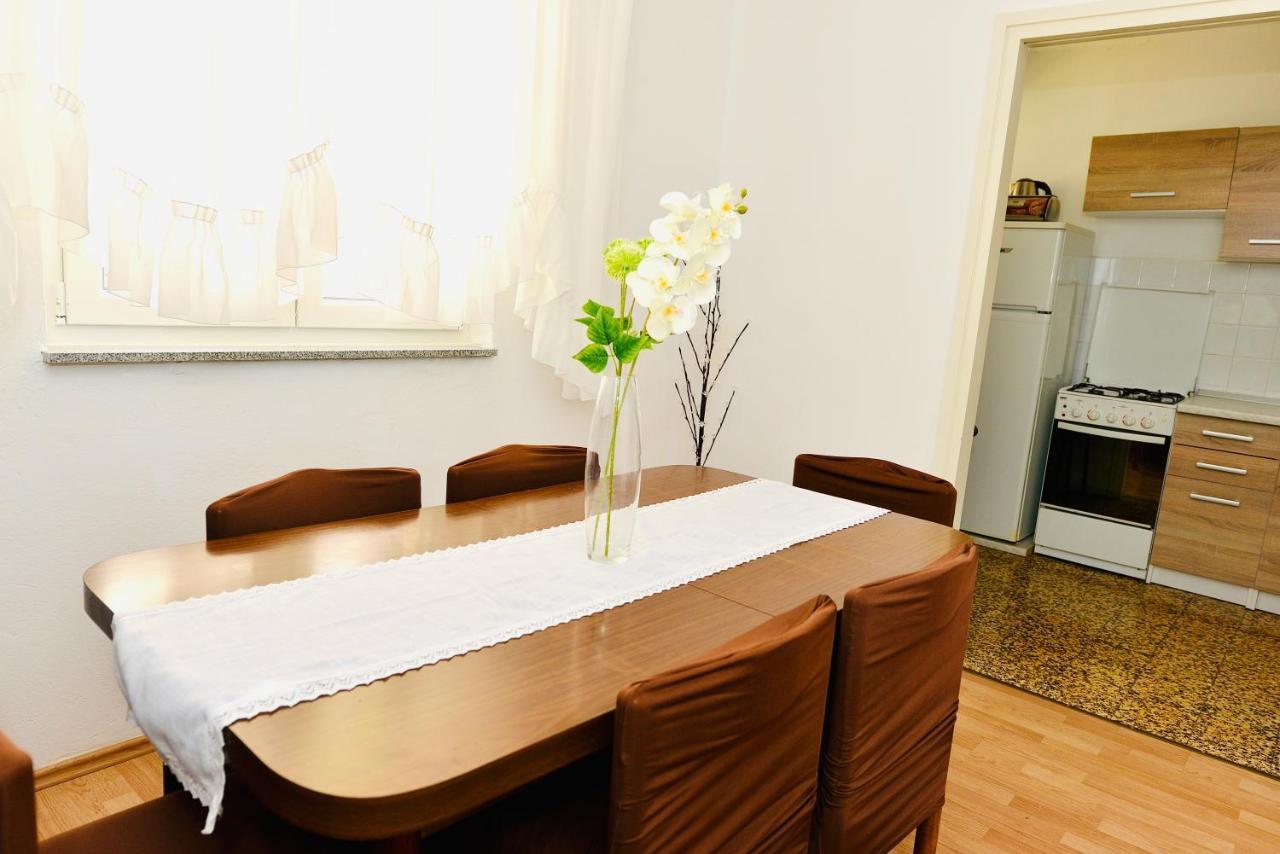 Apartment Niksa Novigrad  Eksteriør billede