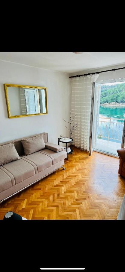 Apartment Niksa Novigrad  Eksteriør billede